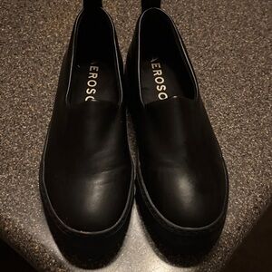 AEROSOLES Classic Black Slip-On Loafers